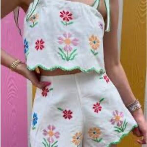 MARBLE White Garment Label